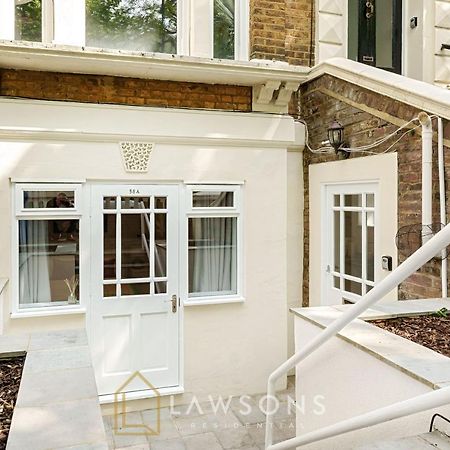 Stylish Living By Lawsons - 3 En Suites Windsor Bagian luar foto